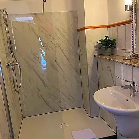 Boutique-garni Papillon Hotel 3*