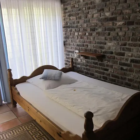 Boutique-garni Papillon Hotell